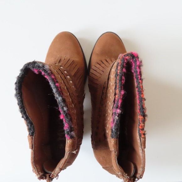 Brown MUDD Short Boots size 6 - Picture 7 of 7